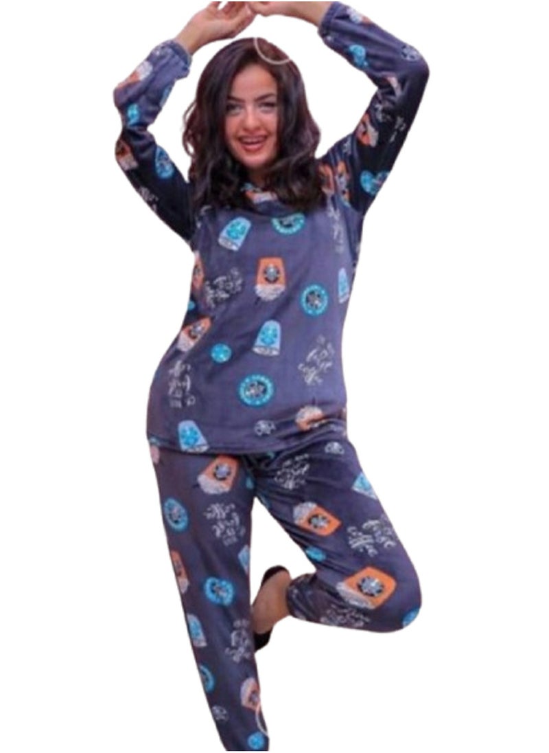 MANIKAN MANIKAN Velvet women's winter pajama-With a distinctive hood with a soft feel  - Image 3