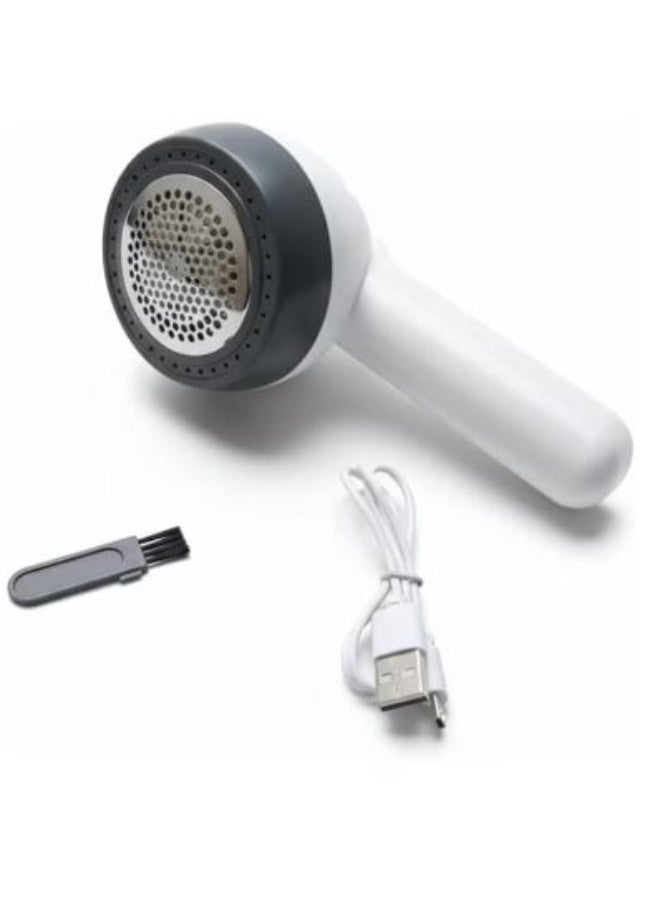 A rechargeable lint remover with a digital display for cleaning clothes and fabrics quickly and effectively. - Image 2