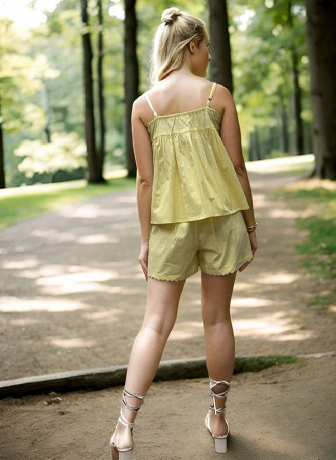 Athena طقم قميص بيلوم مزين باللون الأصفر وشورتات للفتيات - Image 3