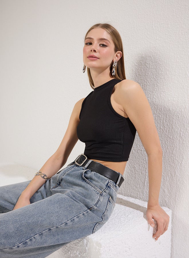 trendyol Black*001 Halter Neck Fitted/Fits Crop Flexible Knit Blouse  - Image 2