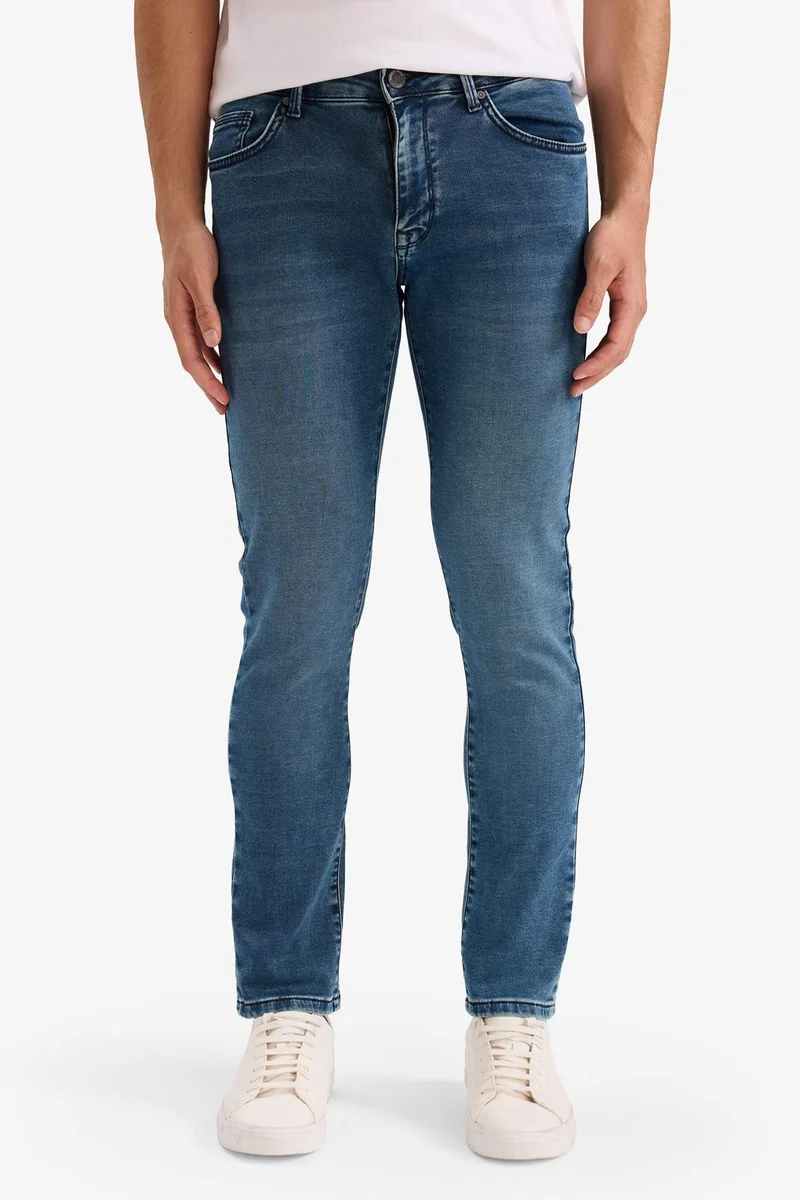 Defacto  Pedro Slim Fit Regular Waist Skinny Leg Jeans for Men | Best Price UAE