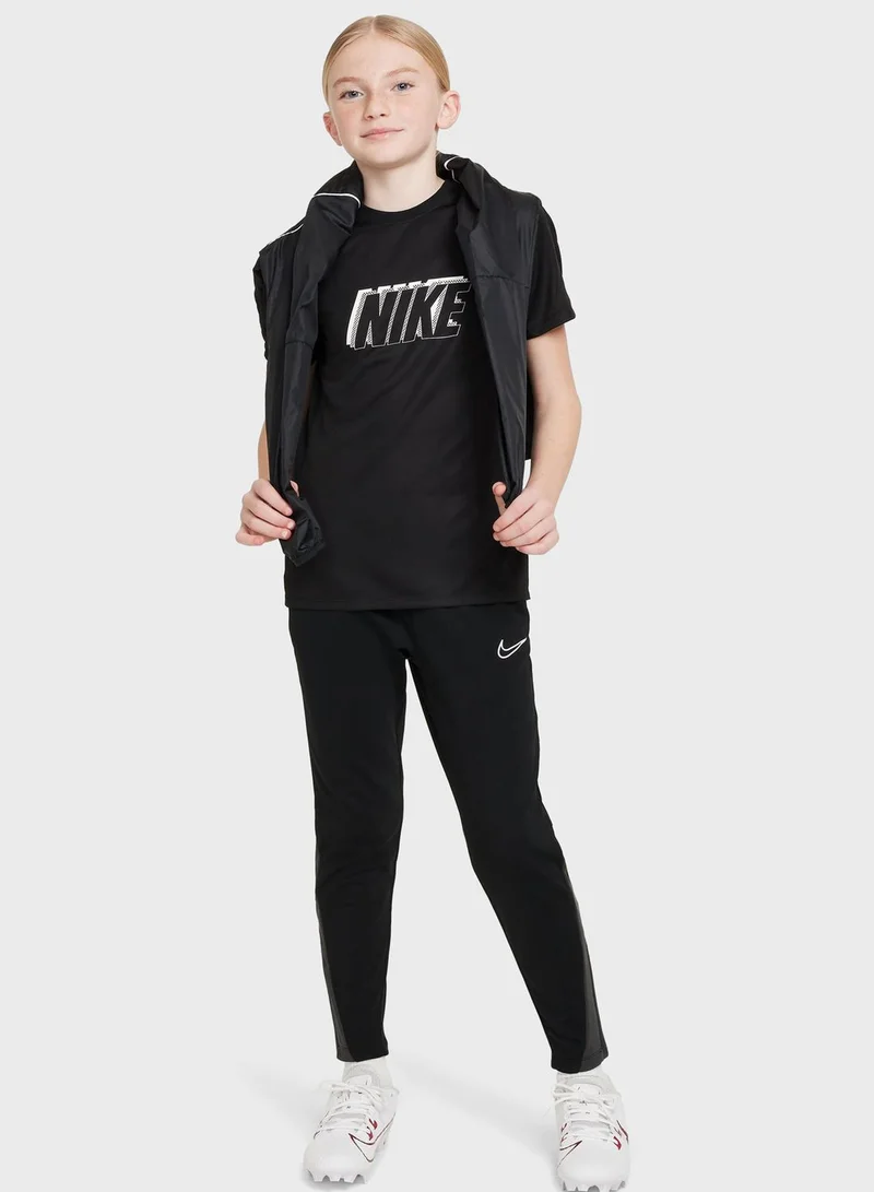 Nike Academy 23 Graphic Dri-Fit T-Shirt