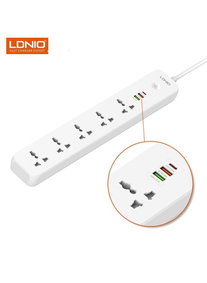 لدنيو مشترك كهرباء LDNIO SC5319 مع منافذ USB للشحن، 4 مخارج عالمية، كابل تمديد 2 متر، محول ومقبس سفر - Image 1