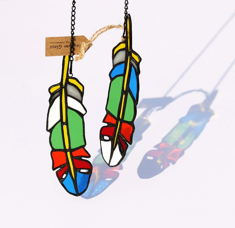 Haosum ريشة الزجاج الملون نافذة معلقة الزجاج Suncatchers ريش ديكور 2 قطعة هدايا عيد ميلاد للأم الجدة الآباء العمة الأخت بوهو ديكور المنزل هدايا هووسورمينغ للنساء - Image 2
