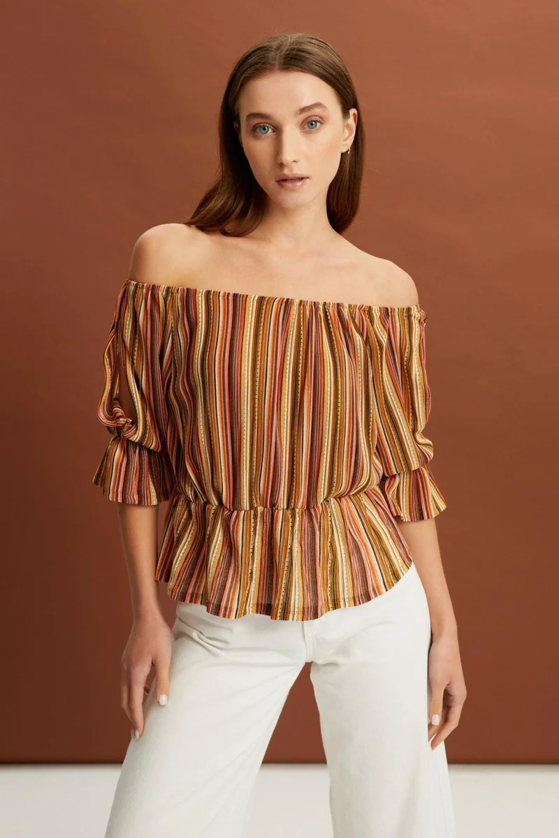 Alexander Gardi Carmen Collar Sleeve Detailed Blouse (B22-37900)