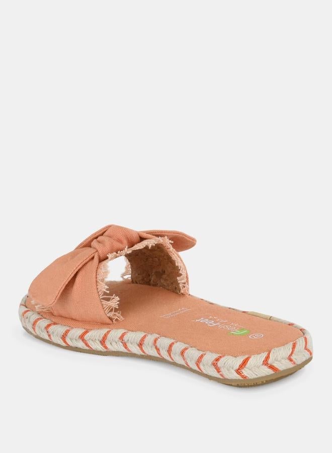 فريش فيت صندل مسطح مفتوح من الأمام بشريط مزخرف بفيونكة ممزقة من فريش فيت - Image 5