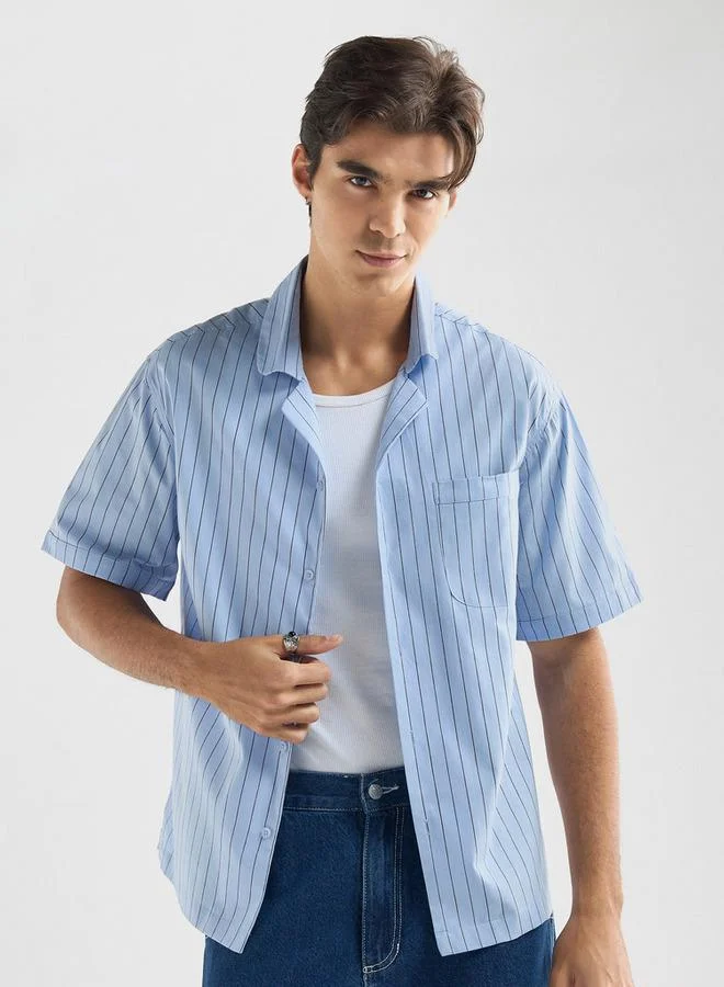 سبلاش فيڤ قميص مخطط بقصة عادية وبأكمام قصيرة وياقة كامب