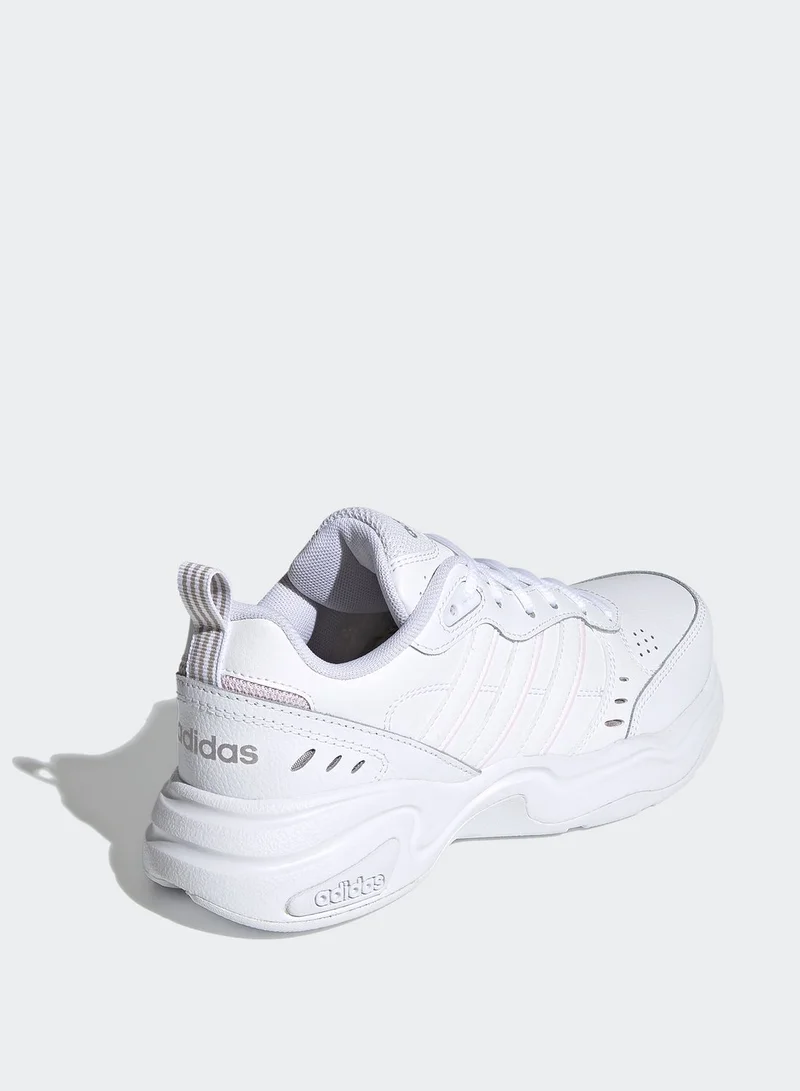 adidas حذاء ستراتر