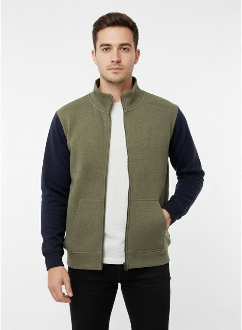 LOUD UNIVERSE جاكيت كامل بسحاب للرجال - جسم زيتوني مع أكمام بحرية | ملابس شتوية غير رسمية | قماش ناعم ومريح - Image 1