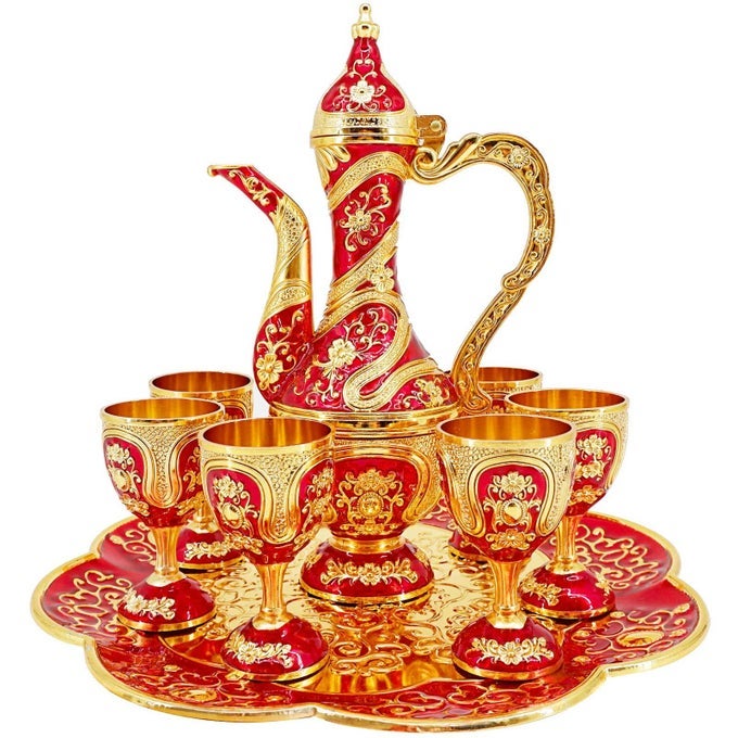 VINTAGE TURKISH COFFEE POT AND CUPS SETTEA SERVICE SET INCLUDING TEAPOTTEA TRAY AND METAL CUPS FOR WINE CABINET DECORWEDDING ORNAMENTS GOLD AND RED