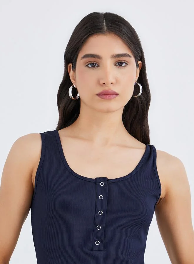 Take Two Take Two Solid Round Neck Buttoned Sleeveless Top