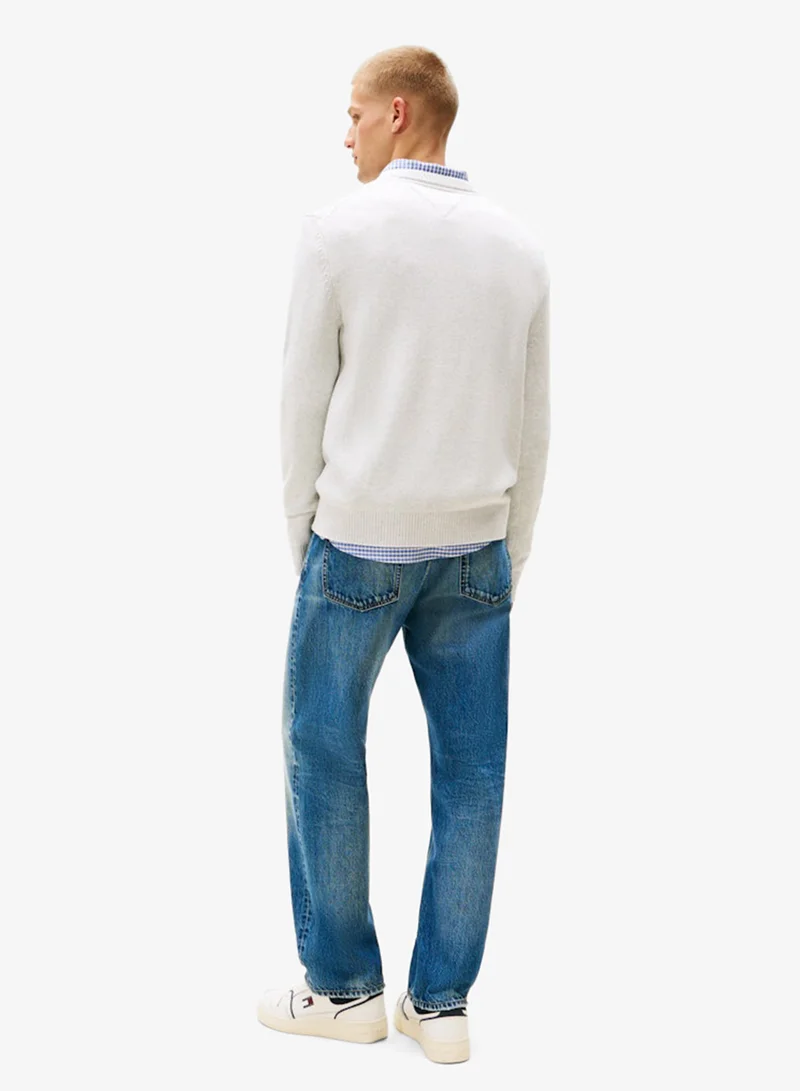 تومي جينز سويتر أساسي بقصة ضيقة