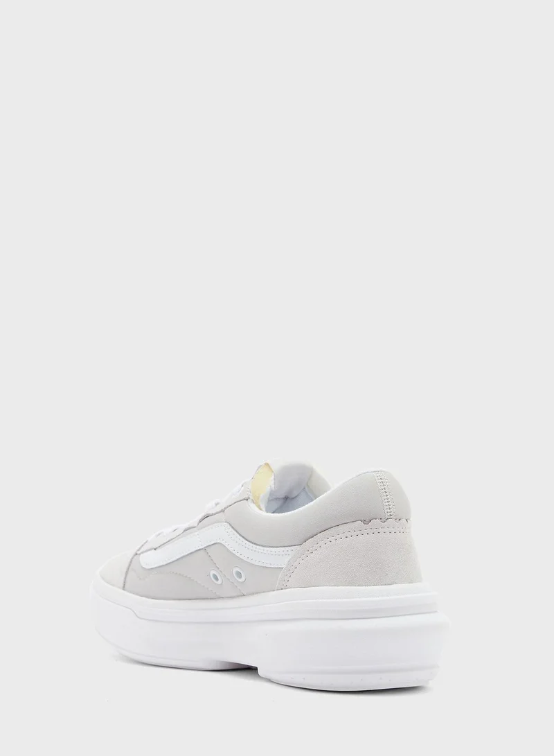 VANS Old Skool Overt Cc