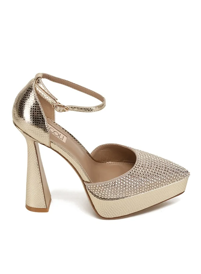 نيكولي لورفي