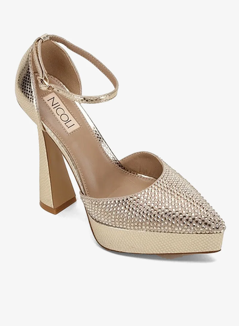 نيكولي لورفي