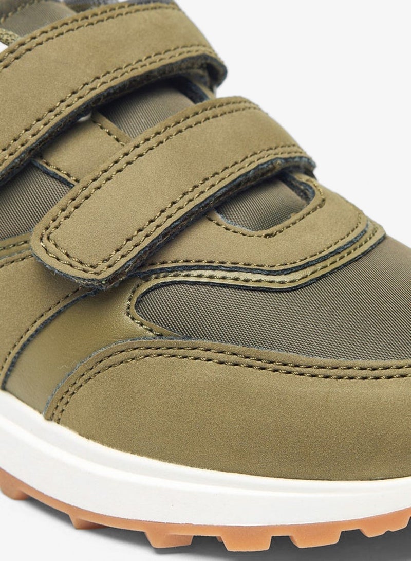 JUNIORS Boys Colourblock Sneakers with Hook and Loop Closure - Image 5