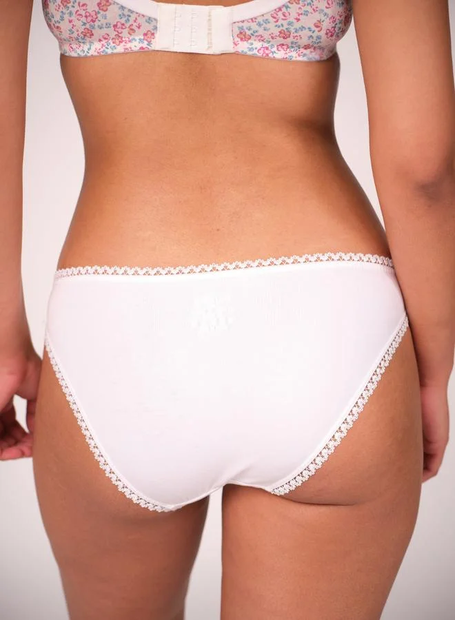Munns And Mars  Pack of 3 - Lace Trim Cotton Panties for Women | Best Price UAE