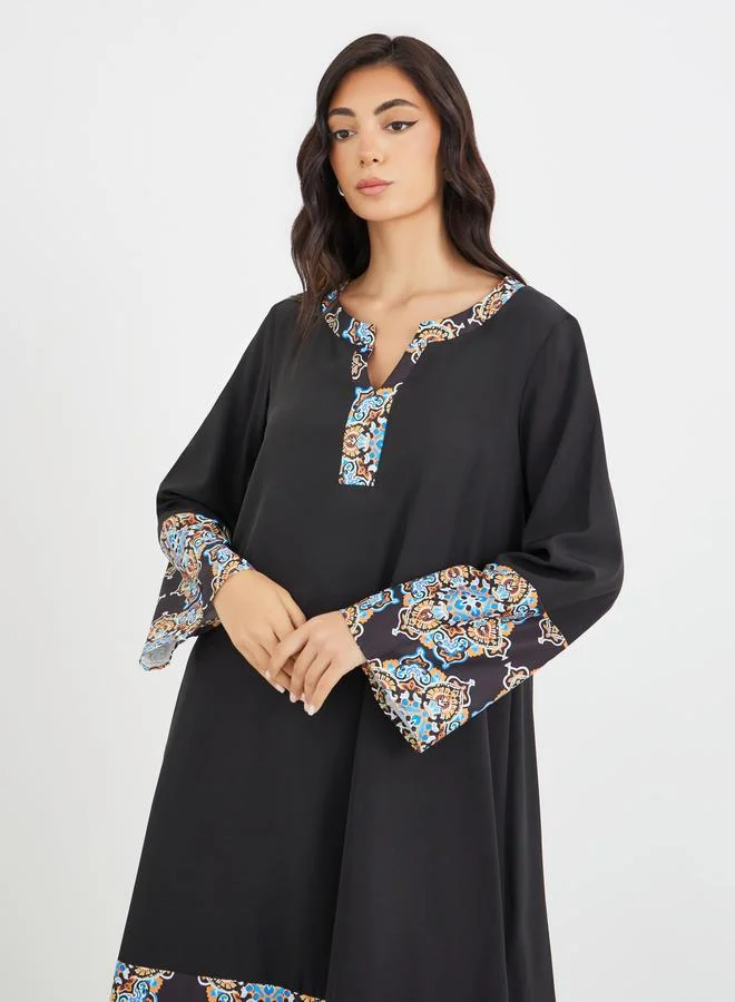 Amirah Amirah Printed Notch Neck A-Line Jalabiya