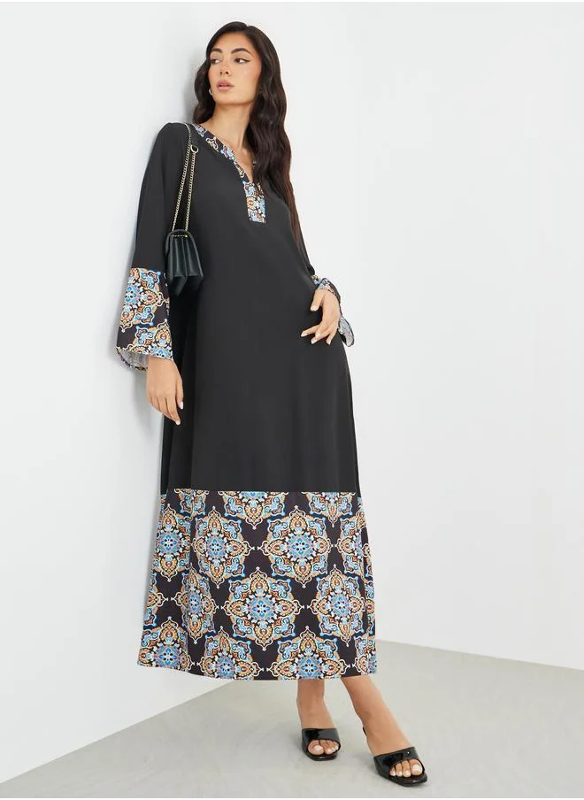أميرة Amirah Printed Notch Neck A-Line Jalabiya