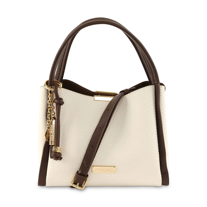 GABRIELA HOBO