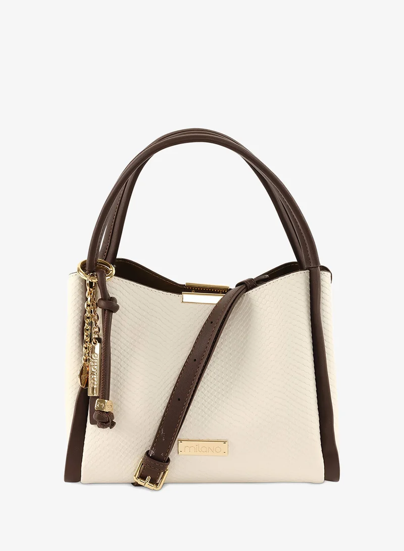 GABRIELA HOBO