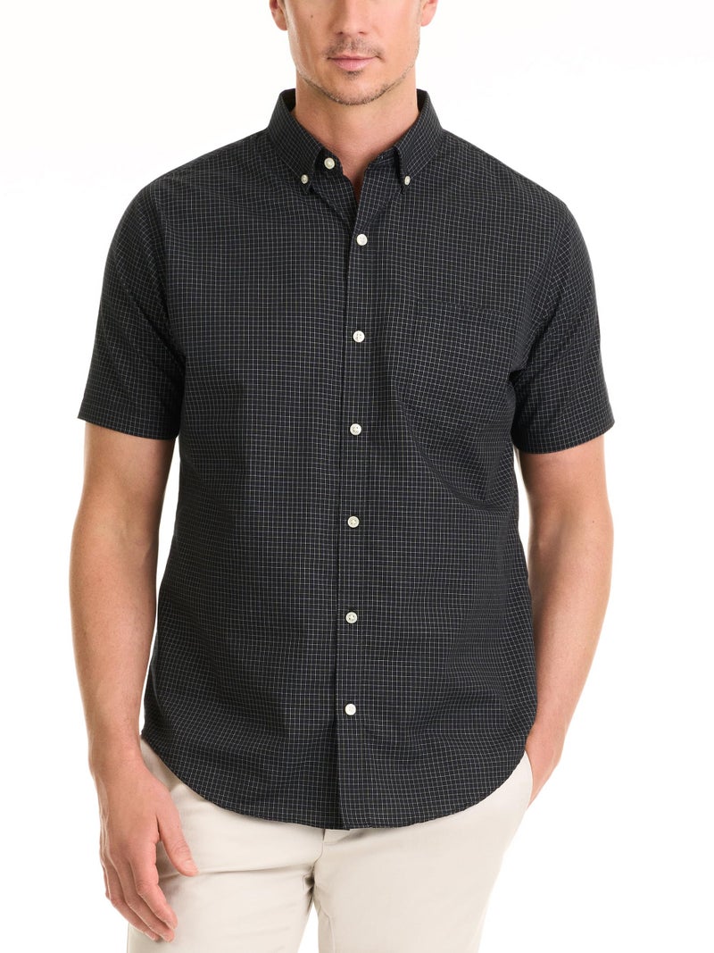 Van Heusen Men's Wrinkle Free Short Sleeve Button Down Shirt Shirt, -black, Medium - Image 1