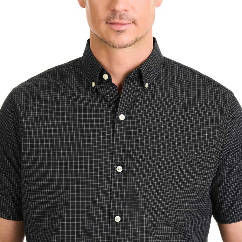 Van Heusen Men's Wrinkle Free Short Sleeve Button Down Shirt Shirt, -black, Medium - Image 4
