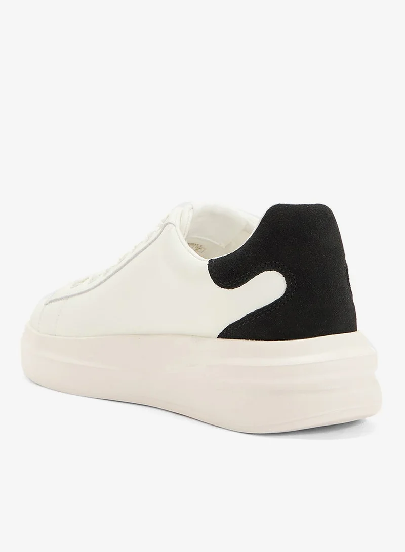 GUESS Logo Detailed Lace Up Low Top Sneakers