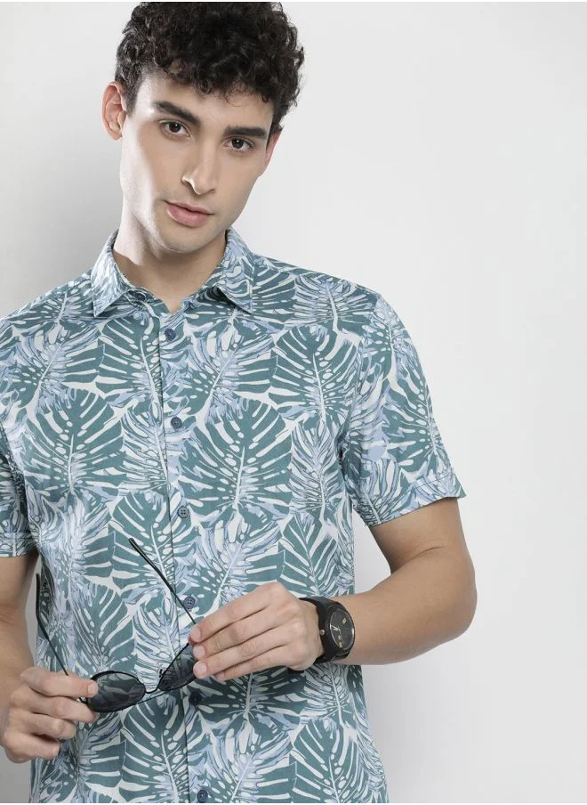 The Indian Garage Co Men Regular Fit Floral Printed Half Sleeves Spread Collar Casual Shirt
