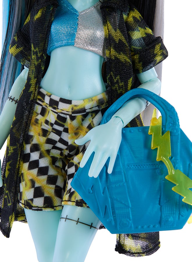 MONSTER HIGH Scare-Adise Island Frankie Stein Doll With Swimsuit, Coverup And Beach Accessories Like Hat, Volleyball And Tote  - Image 4