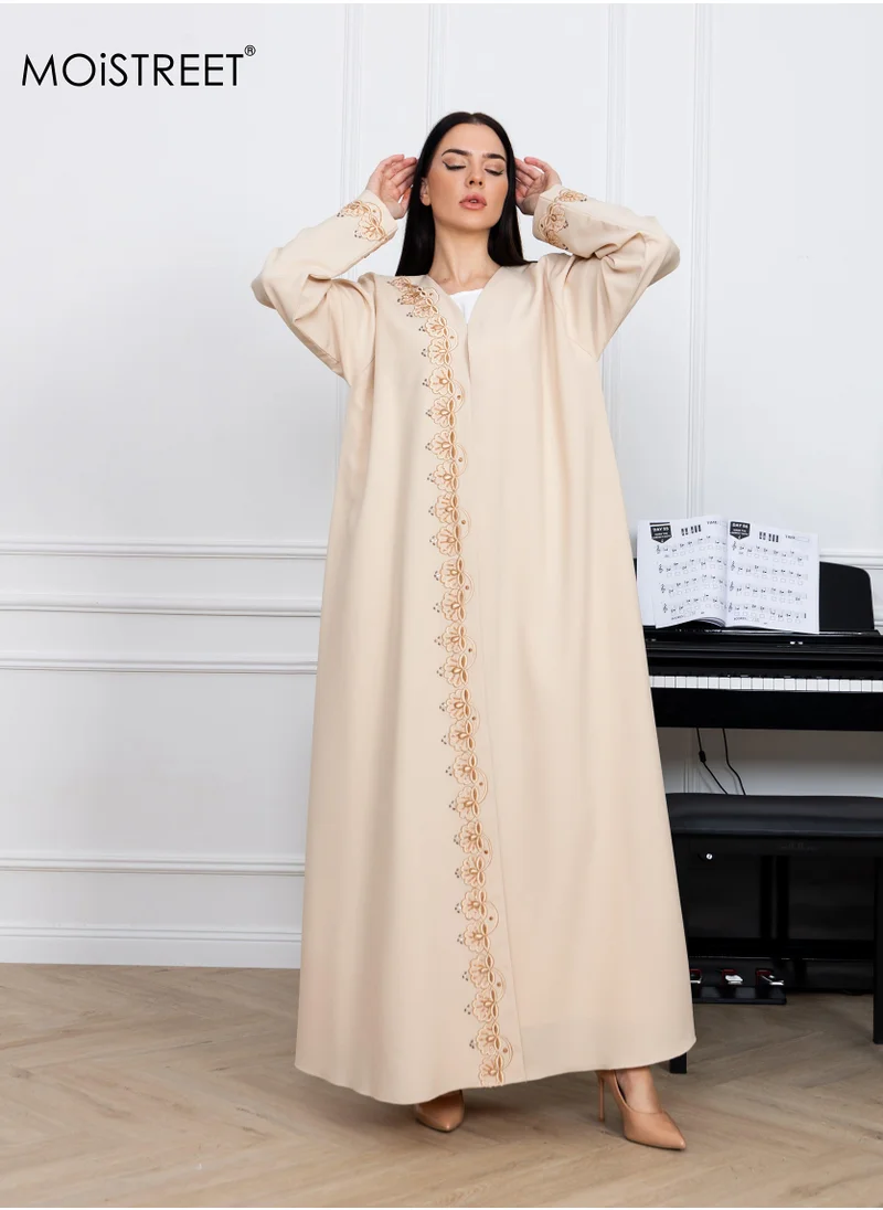 Moistreet Phua Embroidery Abaya