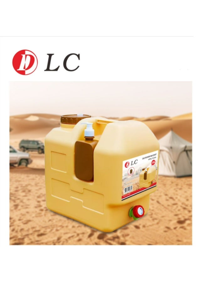 دي إل سي  دلو خارجي مع زجاجة صابون