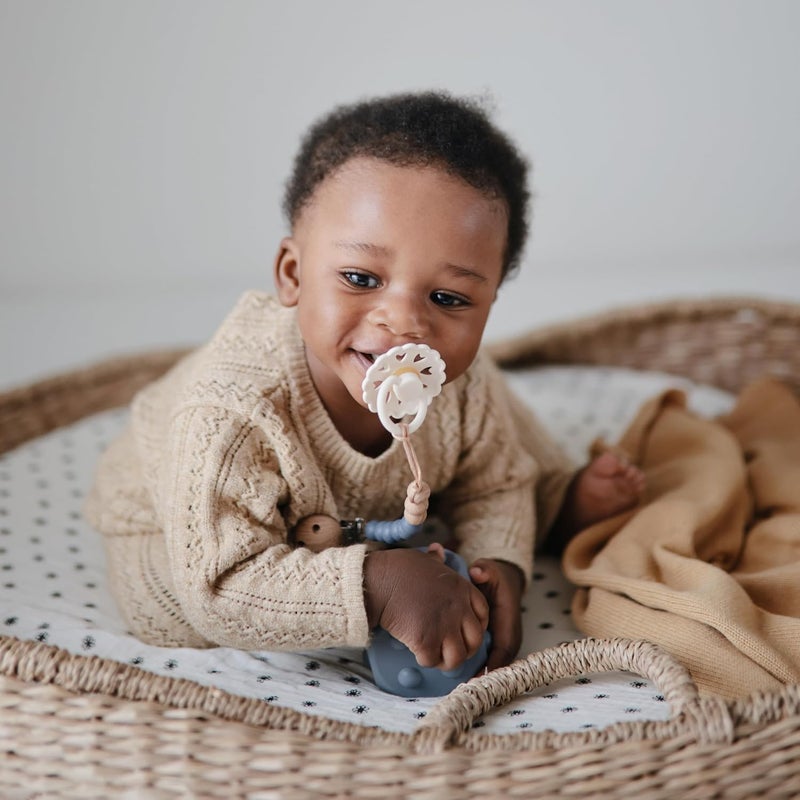 FRIGG Babys First Pacifier  Floral Heart 4Pack  Made in Denmark  BPAFree Cream 06 Months - Image 2