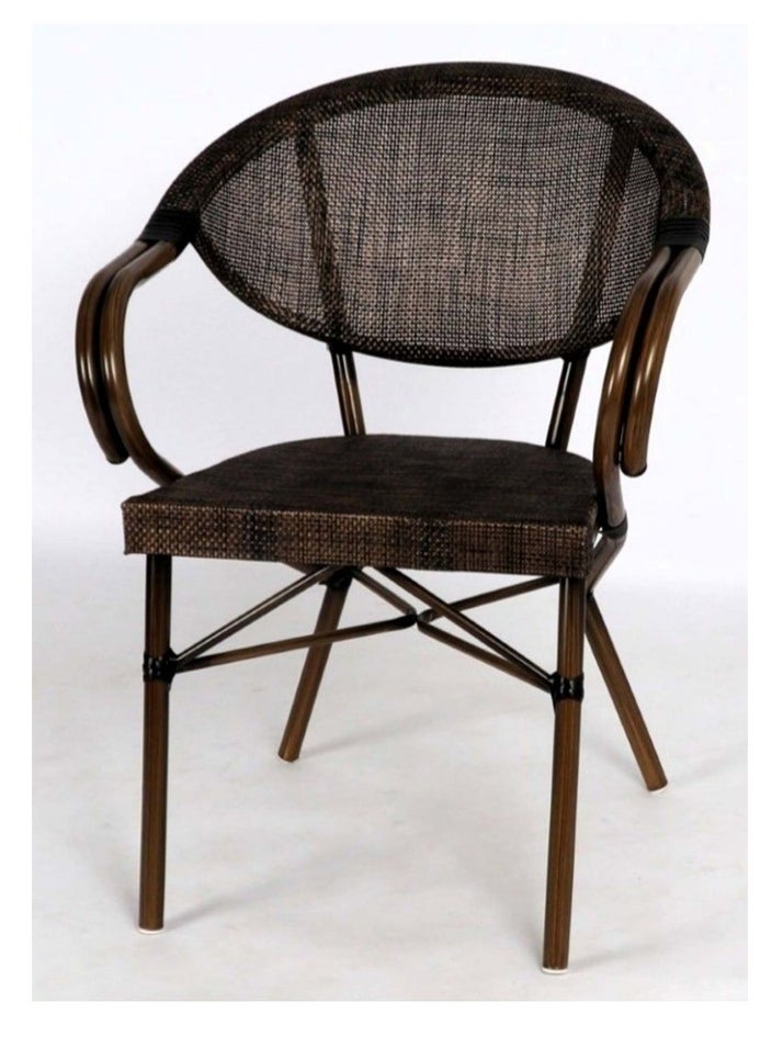 A set of two rattan chairs with an elegant and durable design for indoor and outdoor use. Ideal for living rooms, gardens, balconies, and lounges. Made of a metal frame with a wood-colored finish and durable rattan fabric. Dimensions: 62 cm wide x 56 cm deep x 83 cm high. Seating height: 46 cm, armrest height: 63 cm.