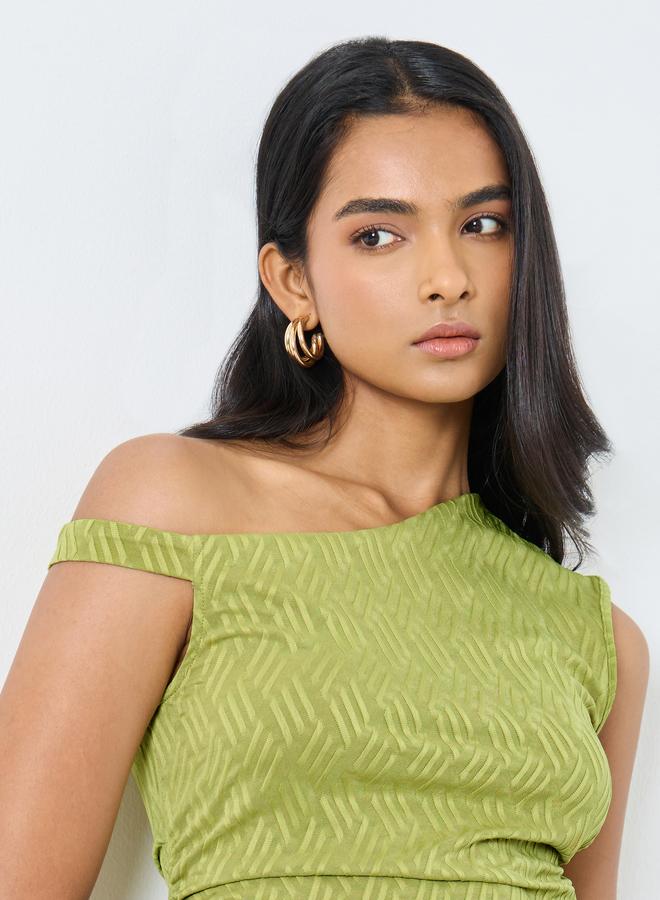 تايك تو بلوزة بياقة غير متماثلة بتفاصيل كتف واحد - Image 3