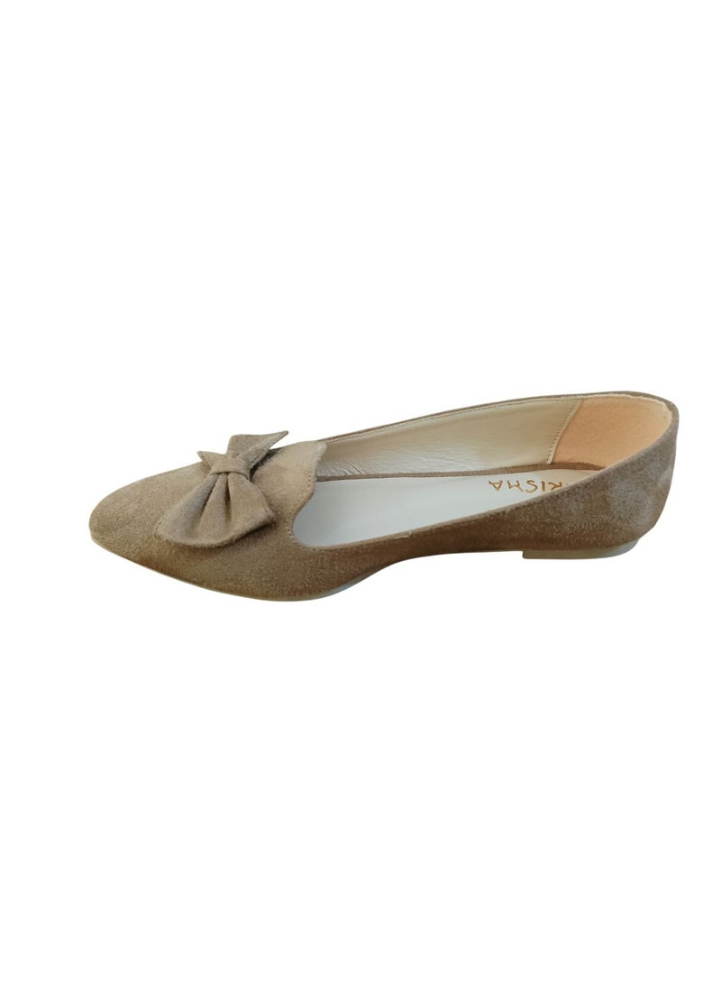 Classic Flats - Image 1