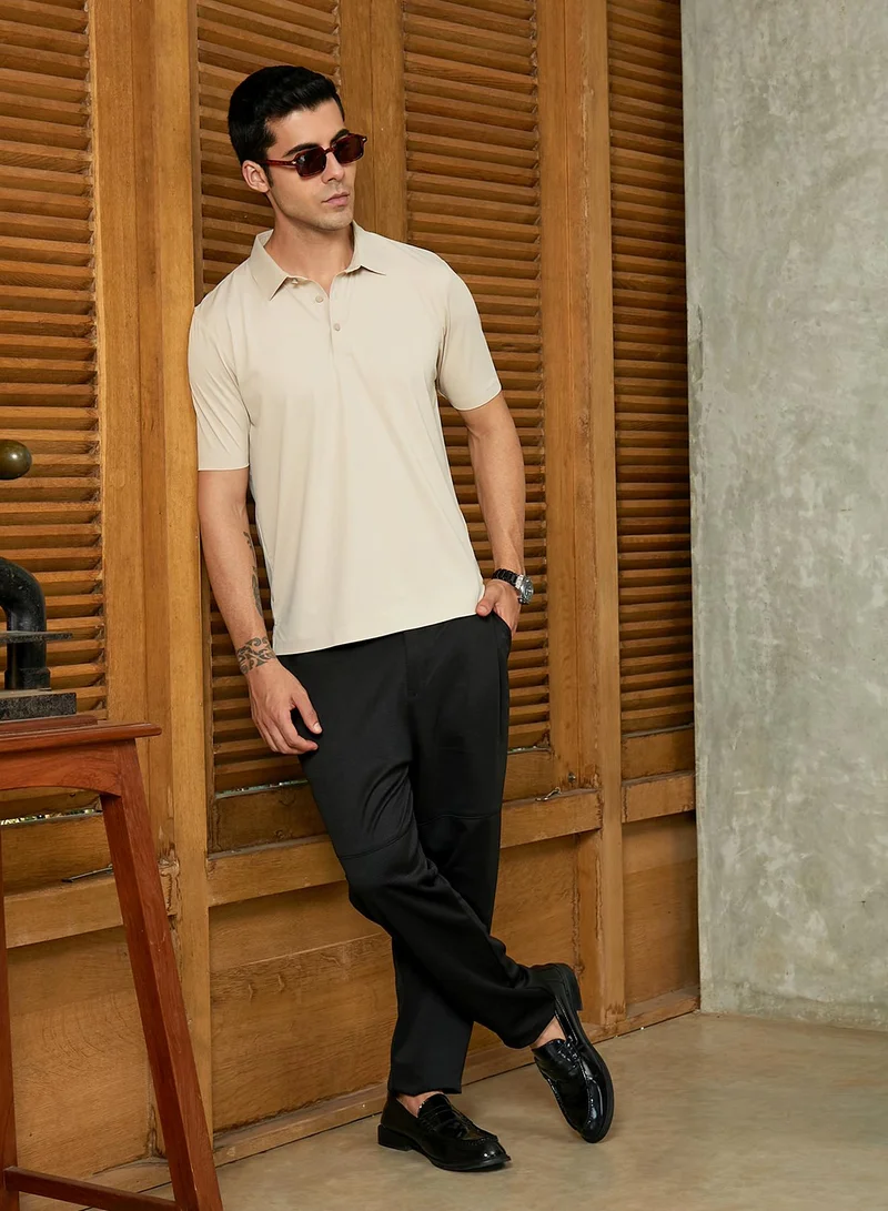 Campus Sutra Campus Sutra Men's Saltbox Beige Seamless Solid Polo T-Shirt For Casual Wear | Polo Neck | Short Regular Sleeves | Button Closure | T-Shirt Crafted With Comfort Fit For Everyday Wear