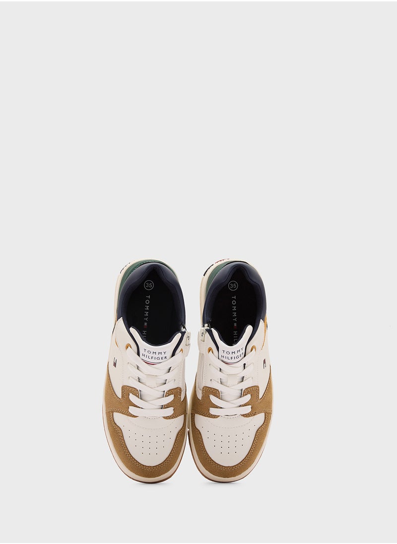TOMMY HILFIGER - Youth Low Top Lace Up Sneakers - Image 1