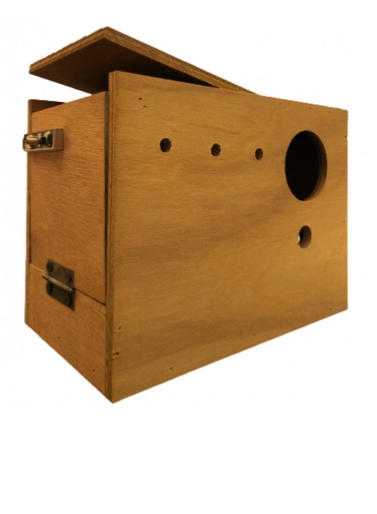 Generic Wooden Bird Cage Budgie Eggs Top and Side Door  - Image 1
