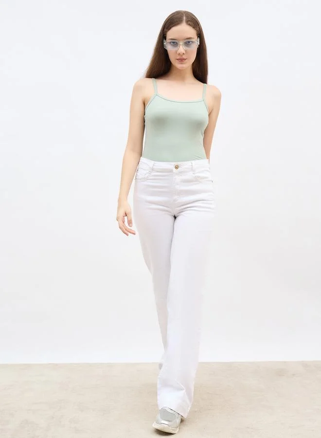 Styli Styli Fitted Solid Scoop Neck Strappy Tank