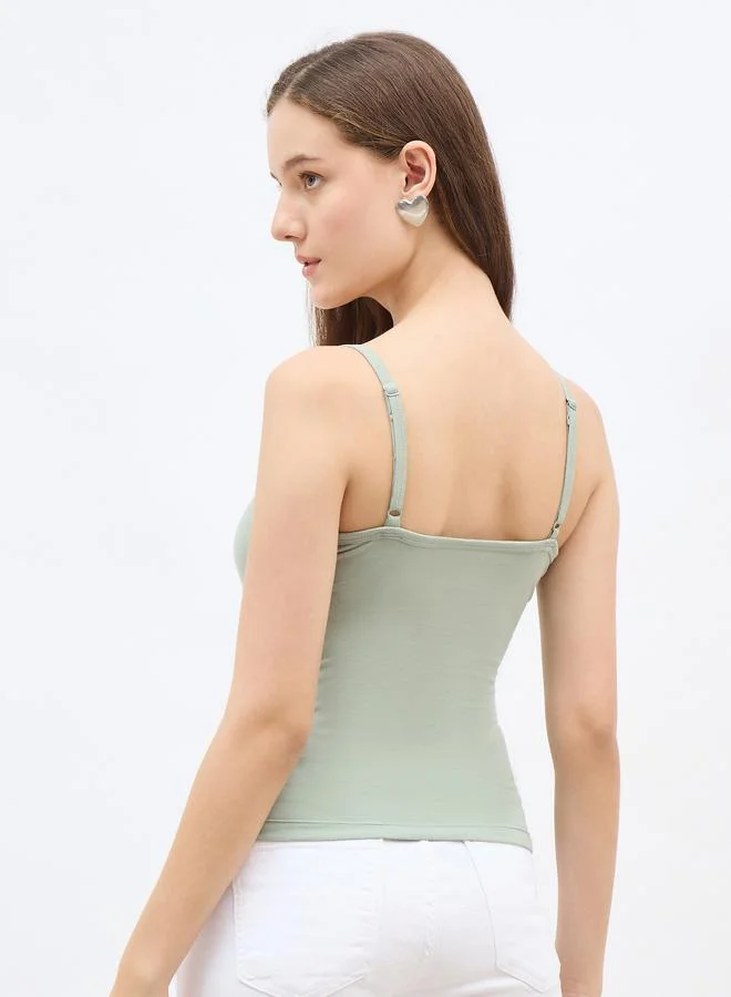 Styli Styli Fitted Solid Scoop Neck Strappy Tank