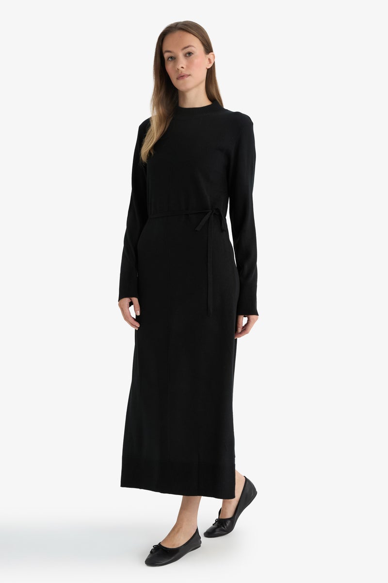 DeFacto Black Woman Regular Fit Half Turtleneck Dress Casual - Image 1