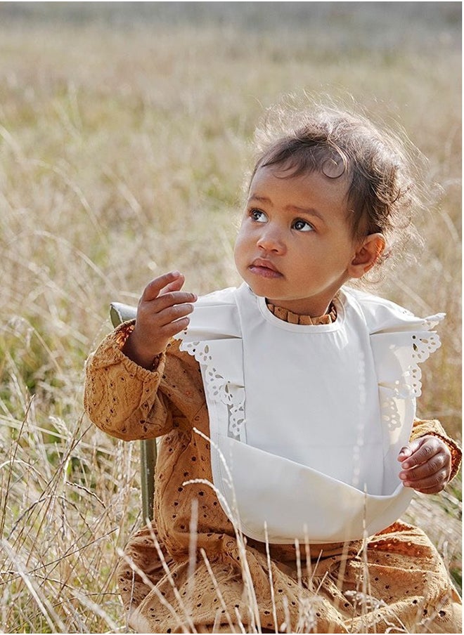 Elodie Details Baby Bib - Vanilla white  - Image 2