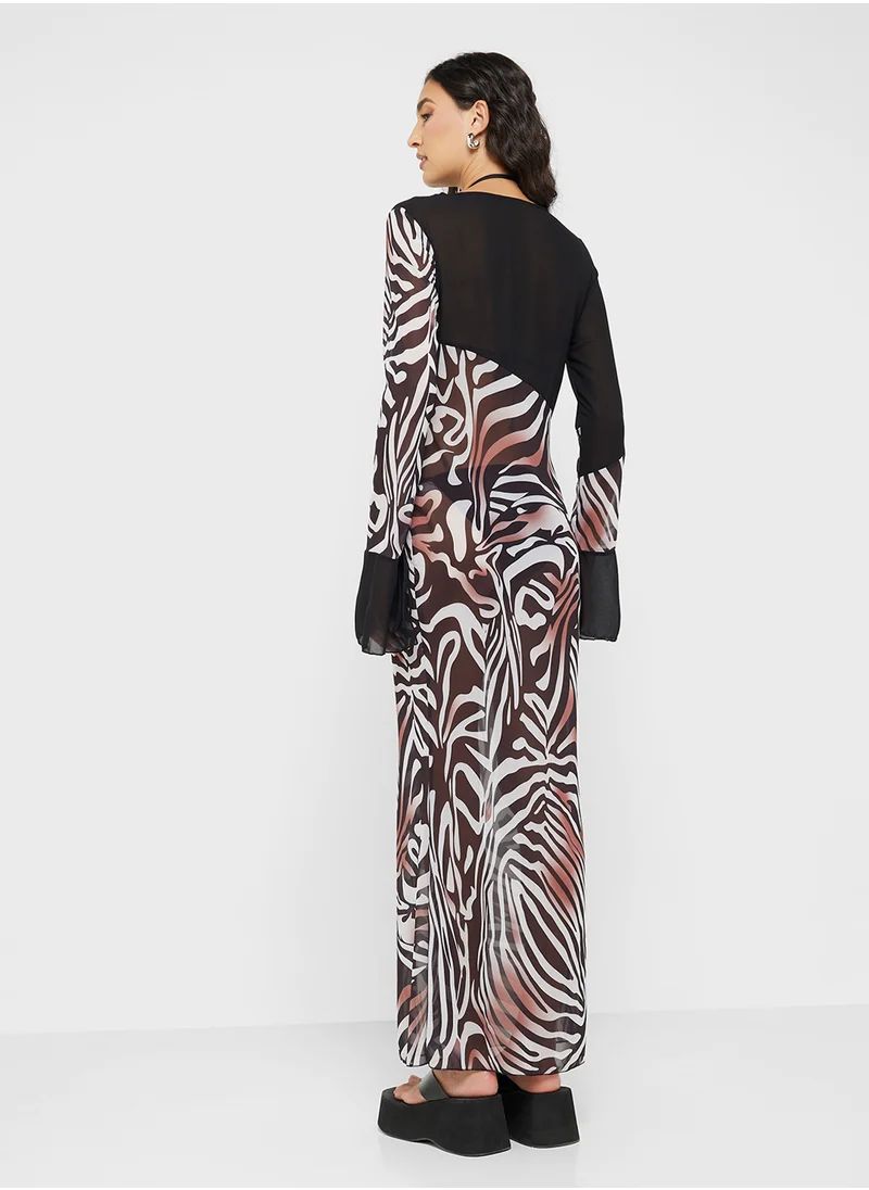 جينجر Zebra Print Maxi Dress With Sheer Cutout