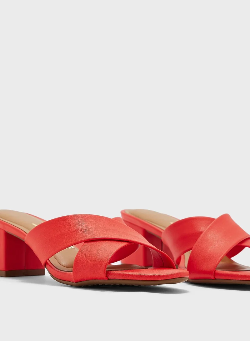 فيزانو Stella Cross Strap Mid Heel Sandals