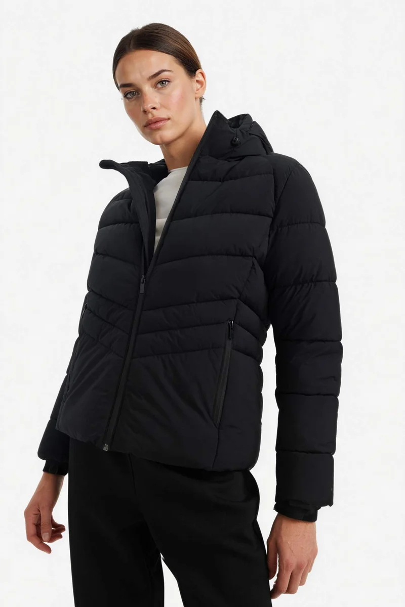 ديفاكتو Waterproof Regular Fit Hooded Zip-Up Puffer Jacket
