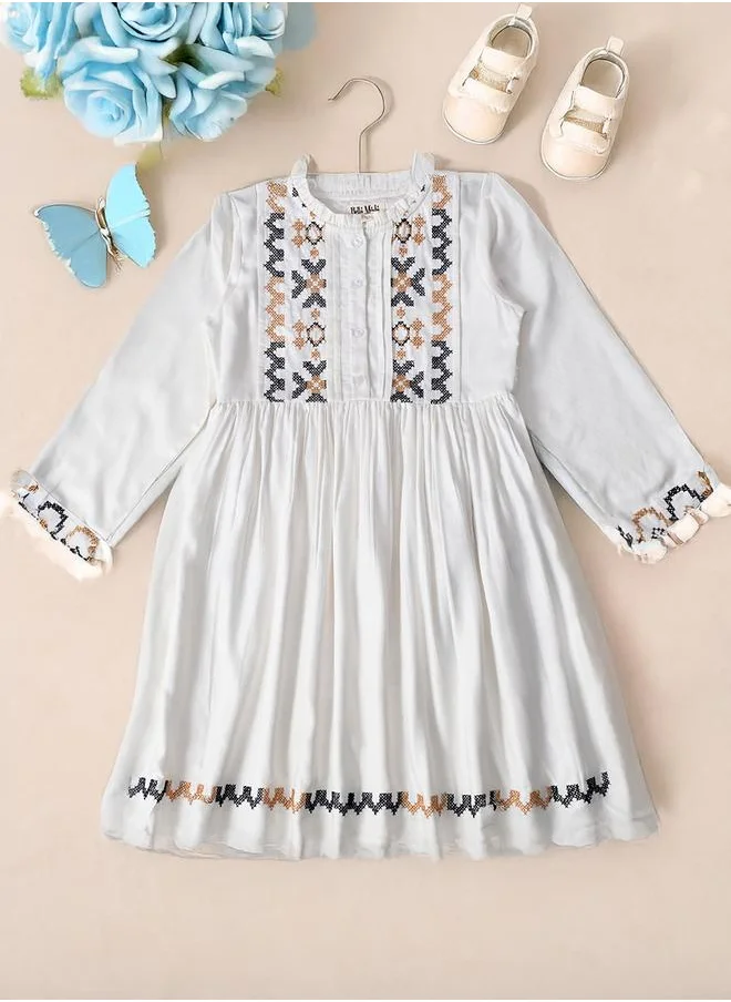 BELLA MODA Bella Moda Embroidered 3/4 Sleeves Cotton Dress with Button Front