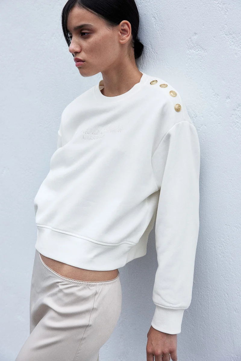 اتش اند ام Button-Detail Sweatshirt