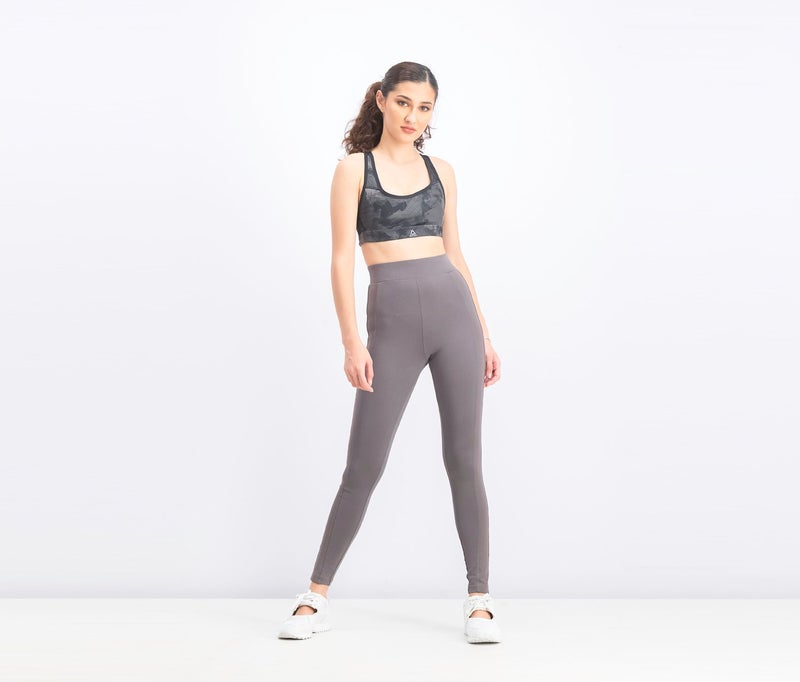 Reebok Women Hero Run Padded Bra, Black Combo - Image 4