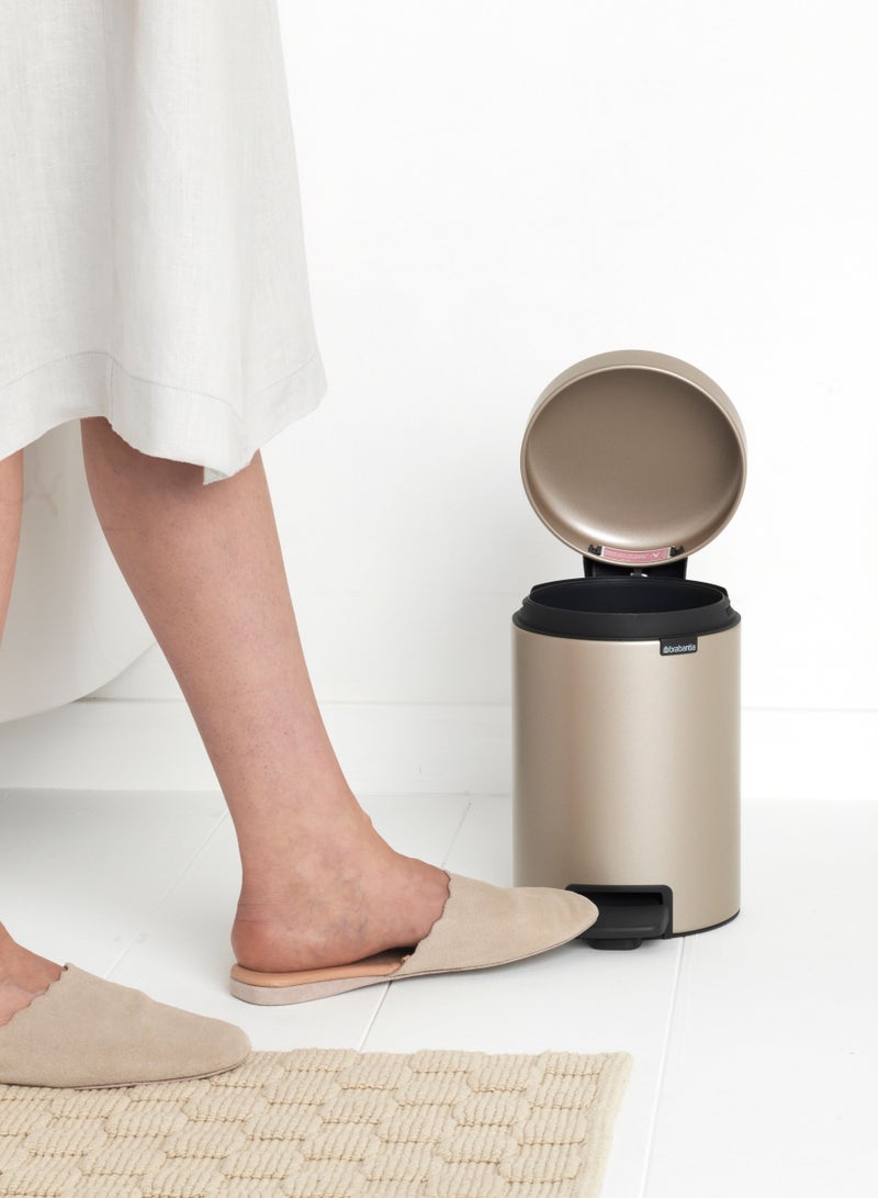 brabantia Soft Closing NewIcon Pedal Bin 3 litre with Plastic Inner Bucket  - Image 4